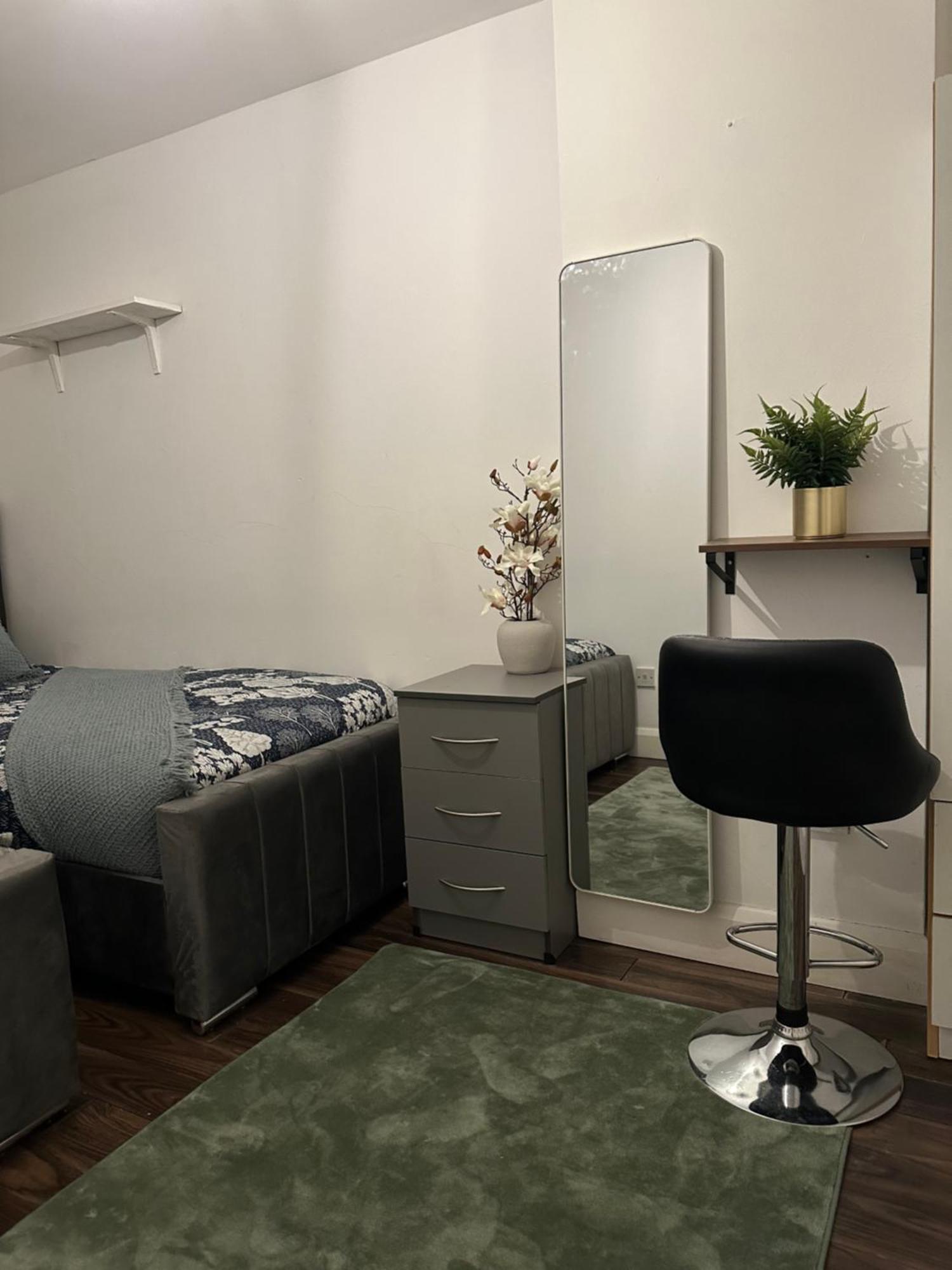 Apartment Luxury 2 Bed In Kingscross, St Pancras! With Parking *